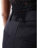 formal split front midi skirt in black